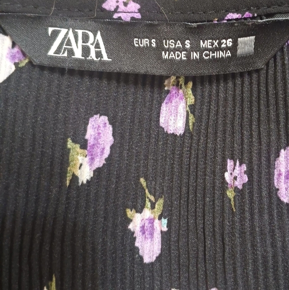 Zara Black and Pink Patterned Blouse - Picture 10 of 13